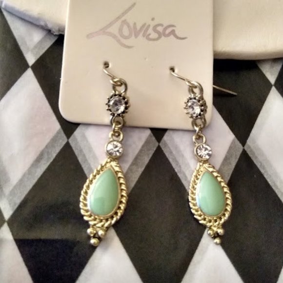 LOVISA Vintage Gold Mint Green Stone/Clear Crystal Dangle Earrings**NEW! - Picture 1 of 2